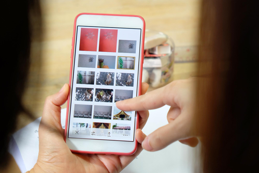 How to Add Multiple Photos to an Instagram Story